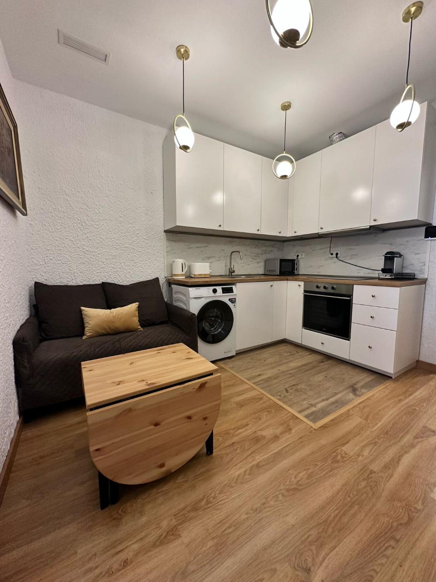 Mi Casa Es Tu Casa Lejlighed L'Hospitalet de Llobregat Eksteriør billede