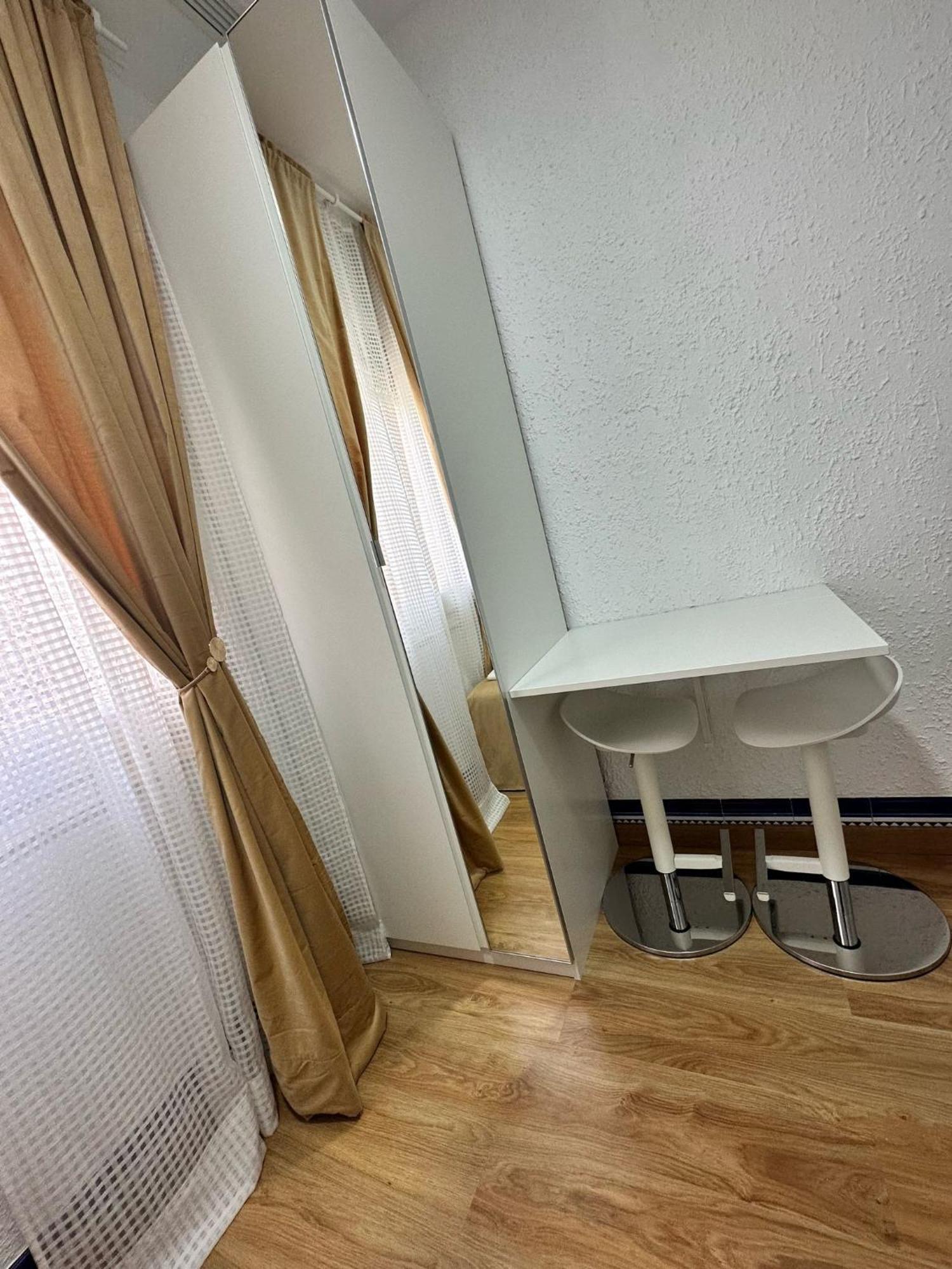 Mi Casa Es Tu Casa Lejlighed L'Hospitalet de Llobregat Eksteriør billede