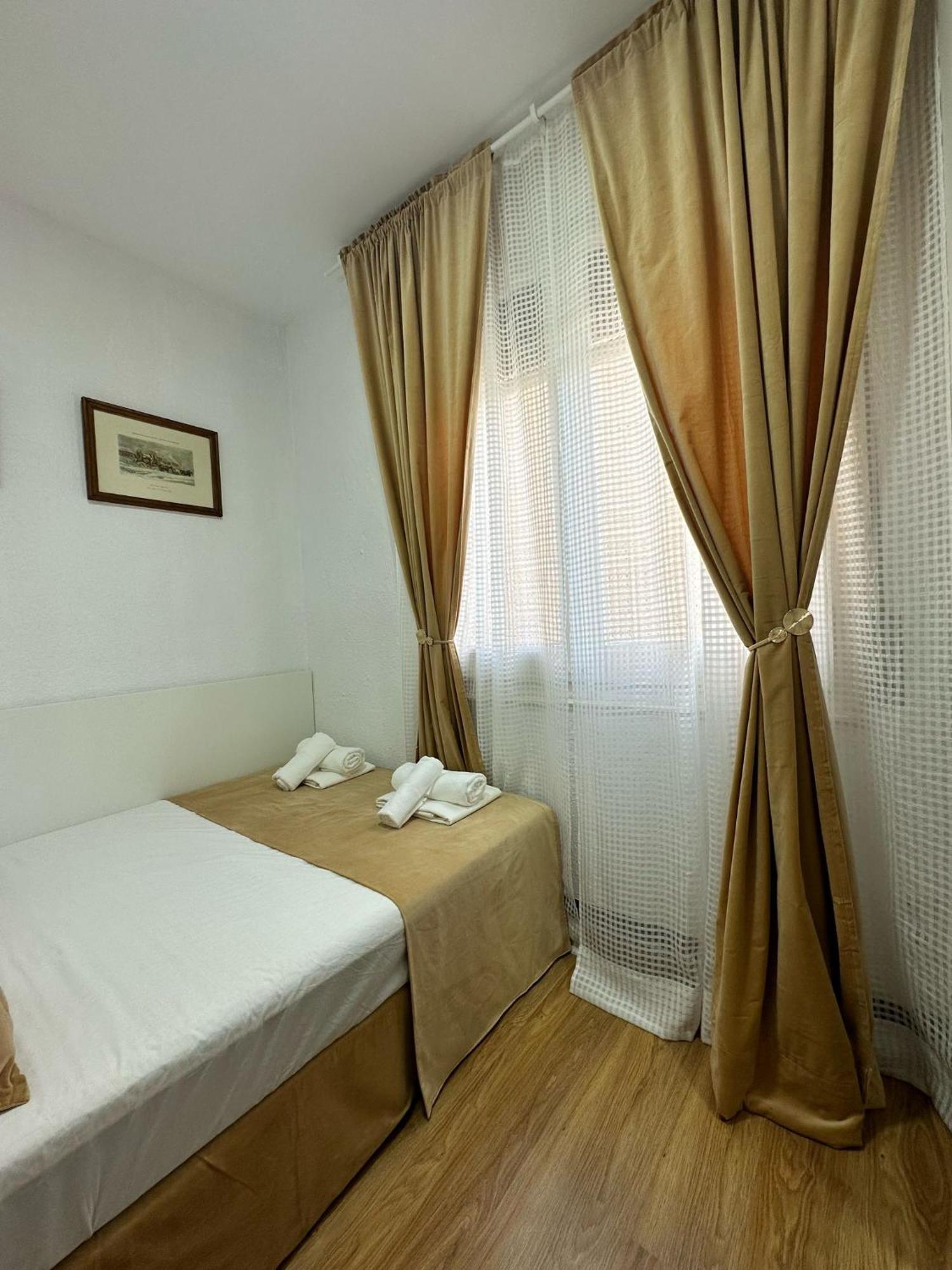 Mi Casa Es Tu Casa Lejlighed L'Hospitalet de Llobregat Eksteriør billede